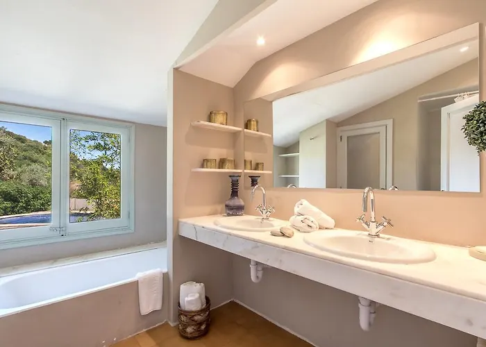 Вилла Segui By Homevillas360 Польенса