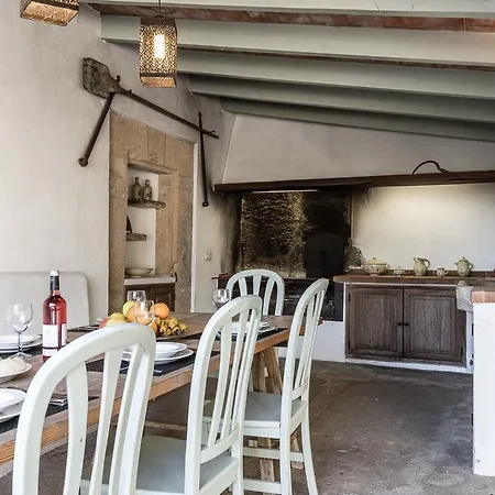 Segui By Homevillas360 *