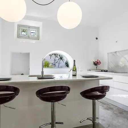 Segui By Homevillas360 *