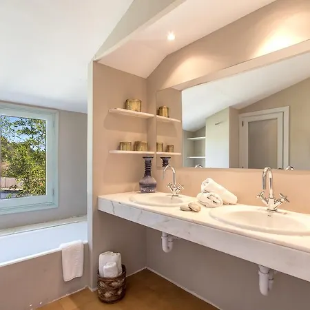 וילה Segui By Homevillas360 פוינסה