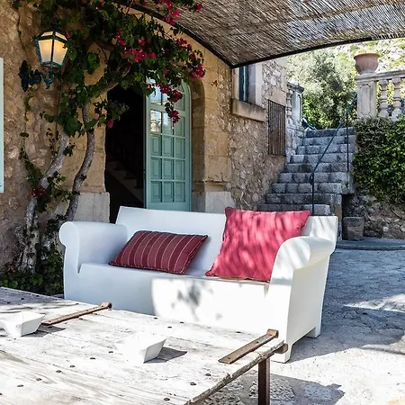 Villa Segui By Homevillas360 *