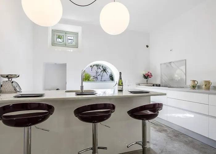 Segui By Homevillas360 *