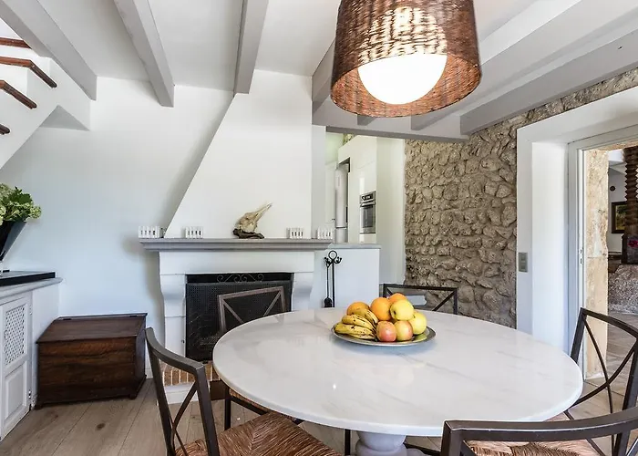 Segui By Homevillas360